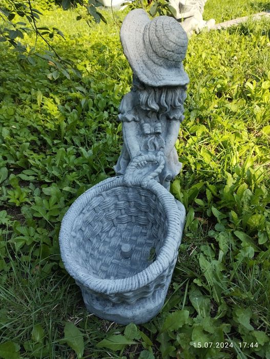 Figurka Ogrodowa Figura Ozdoba Kwietnik Gril Działka Balkon Dom Ogród