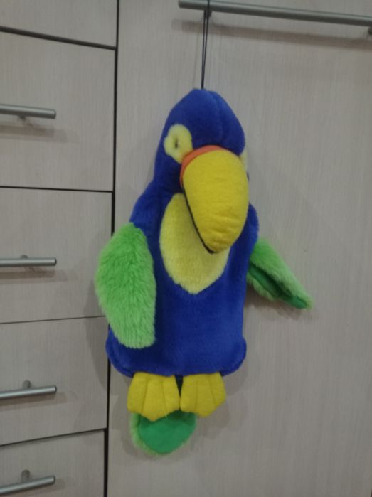 Чехол на грелку, сумочка- попугай