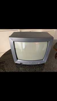 Vendo televisor sharp e respectivo suporte