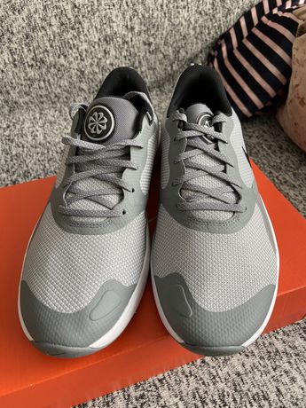 Кроссовки Nike мужские 42.5 размер