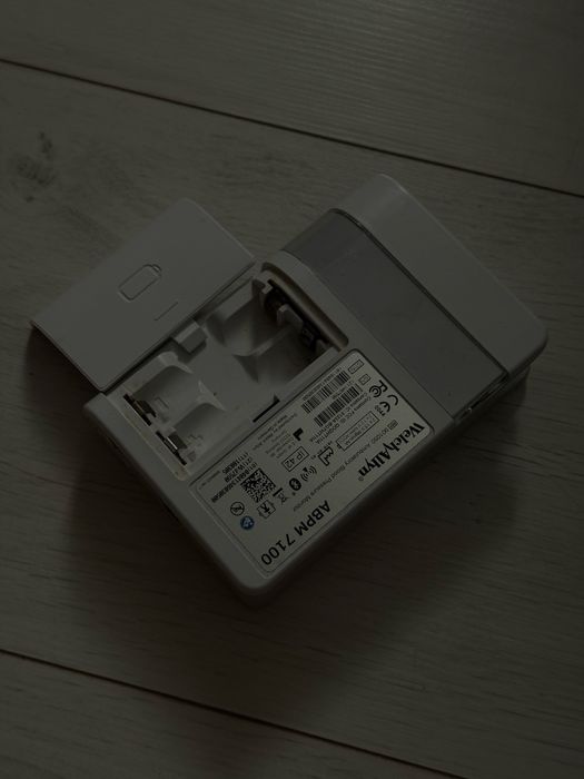 медицинский прибор Welch Allyn ABPM 7100