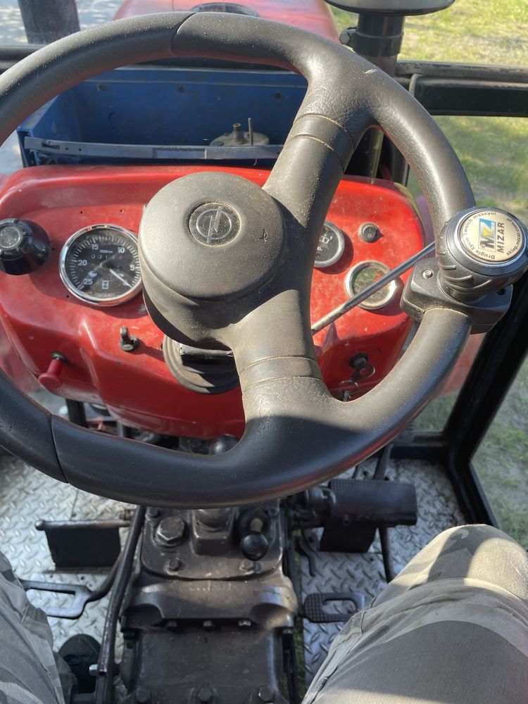 Massey Ferguson 240