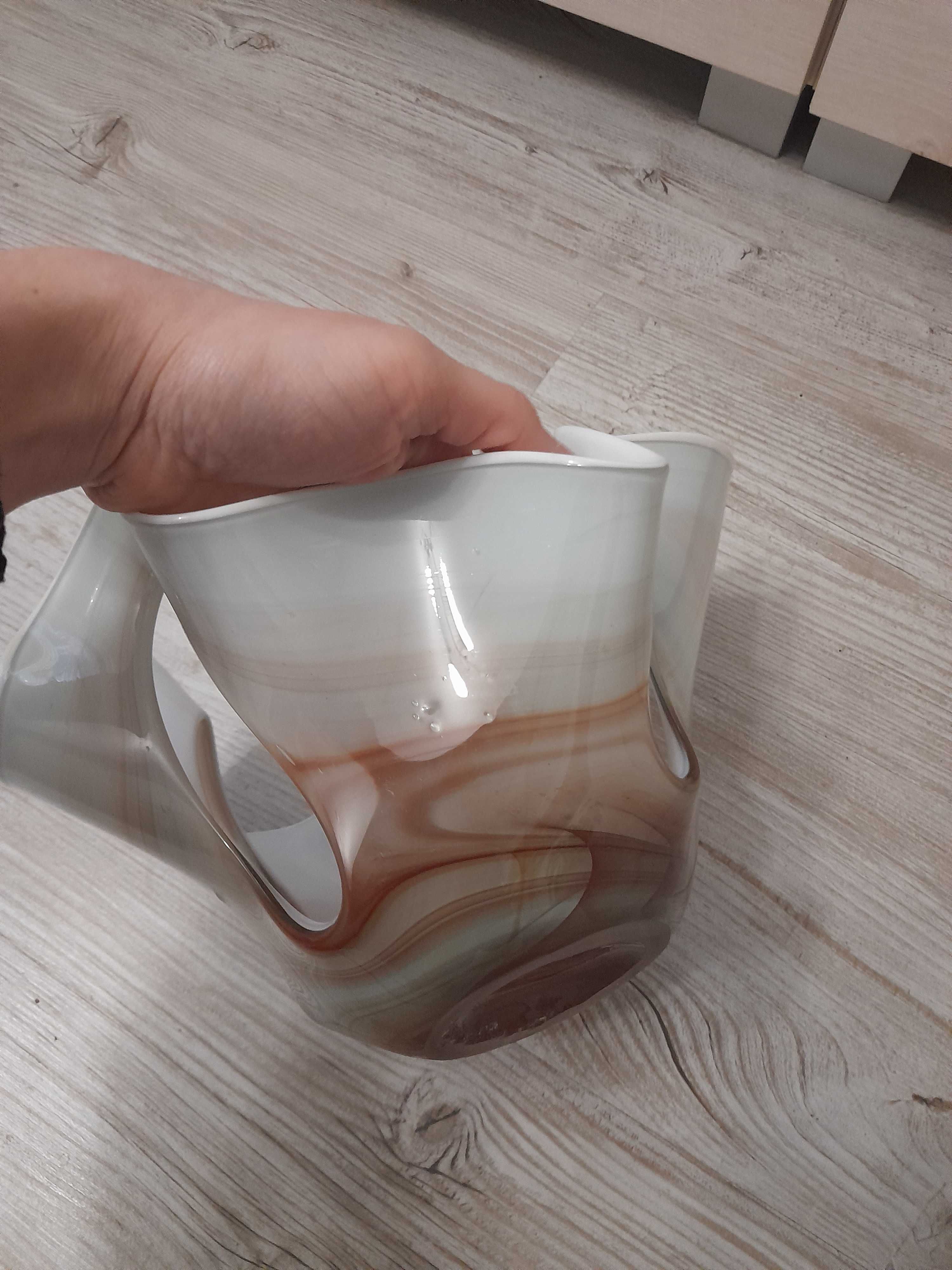 Makora krosno wazon szkło artystyczne