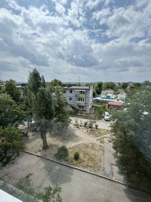 Продам 2к квартиру на вул. Передова . Лівий берег Дніпра