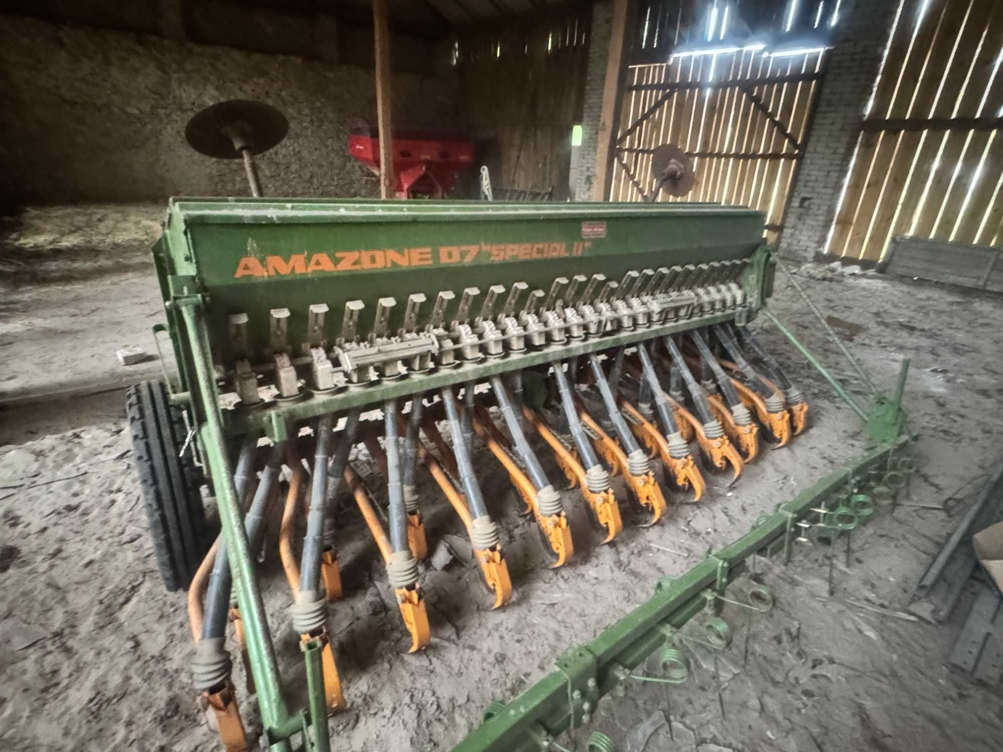 Siewnik Amazone 3m + agregat aktywny rau