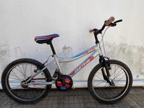 Bicicleta de Criança 9-12 ANOS