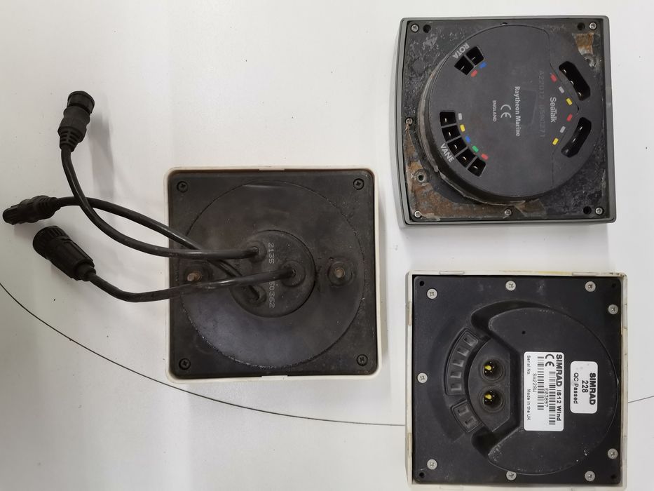 Display anemometro para barcos, velocidade e direção do vento