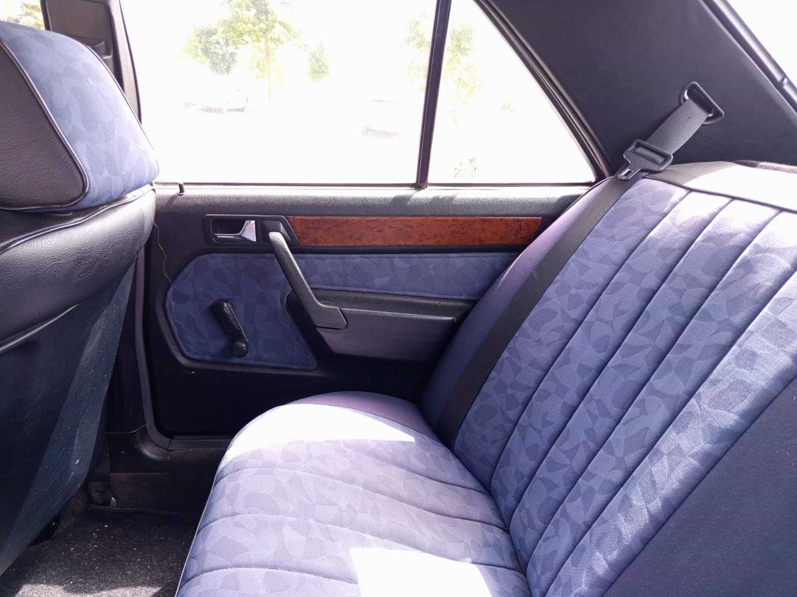 Mercedes 190D 2.0