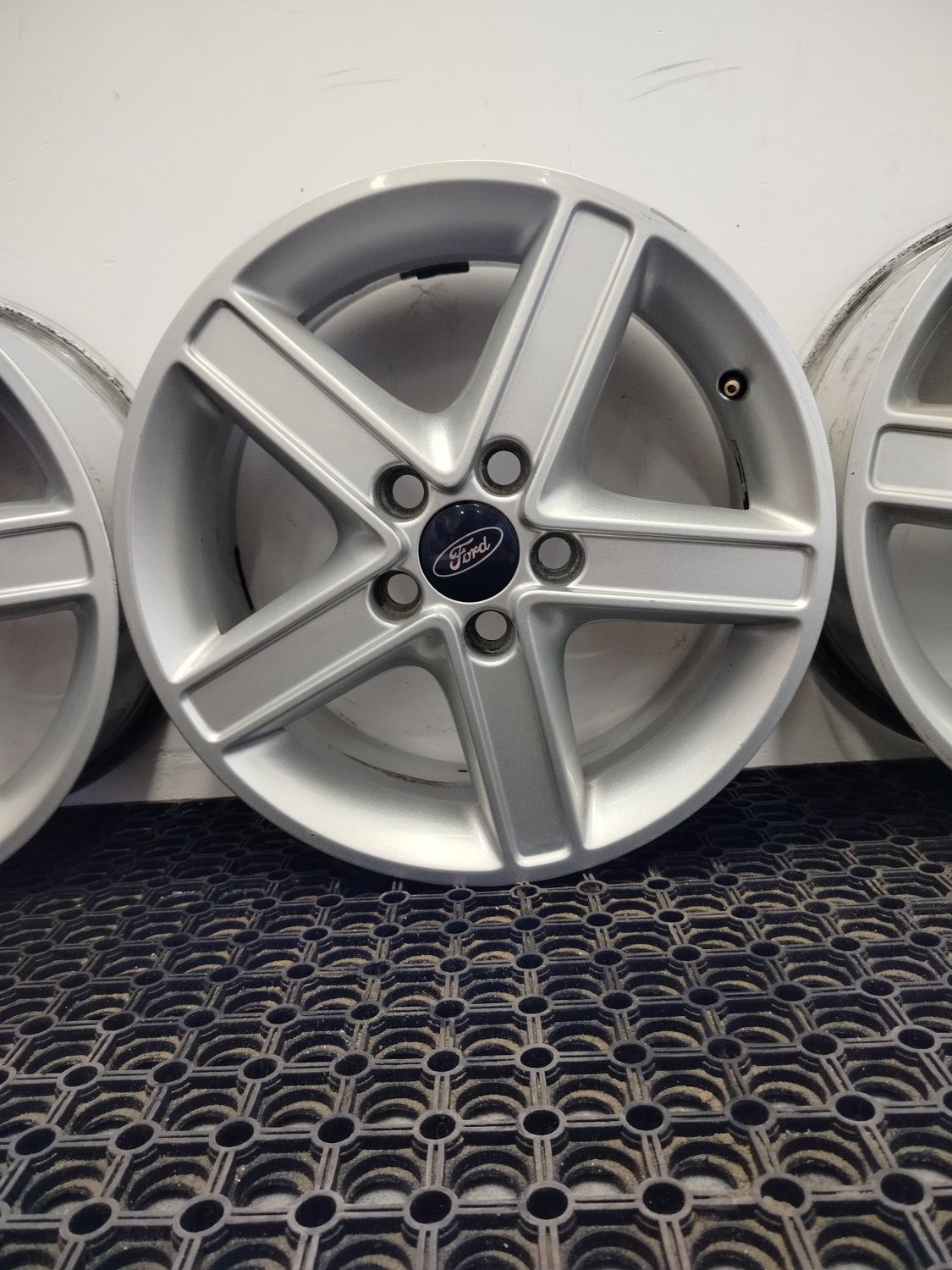 Alufelgi 16"5x108 Ford Focus Mondeo S-Max C-Max