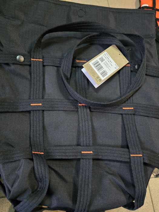 Сумка унісекс Nike Nsw Cargo Tote Black HF5303-010