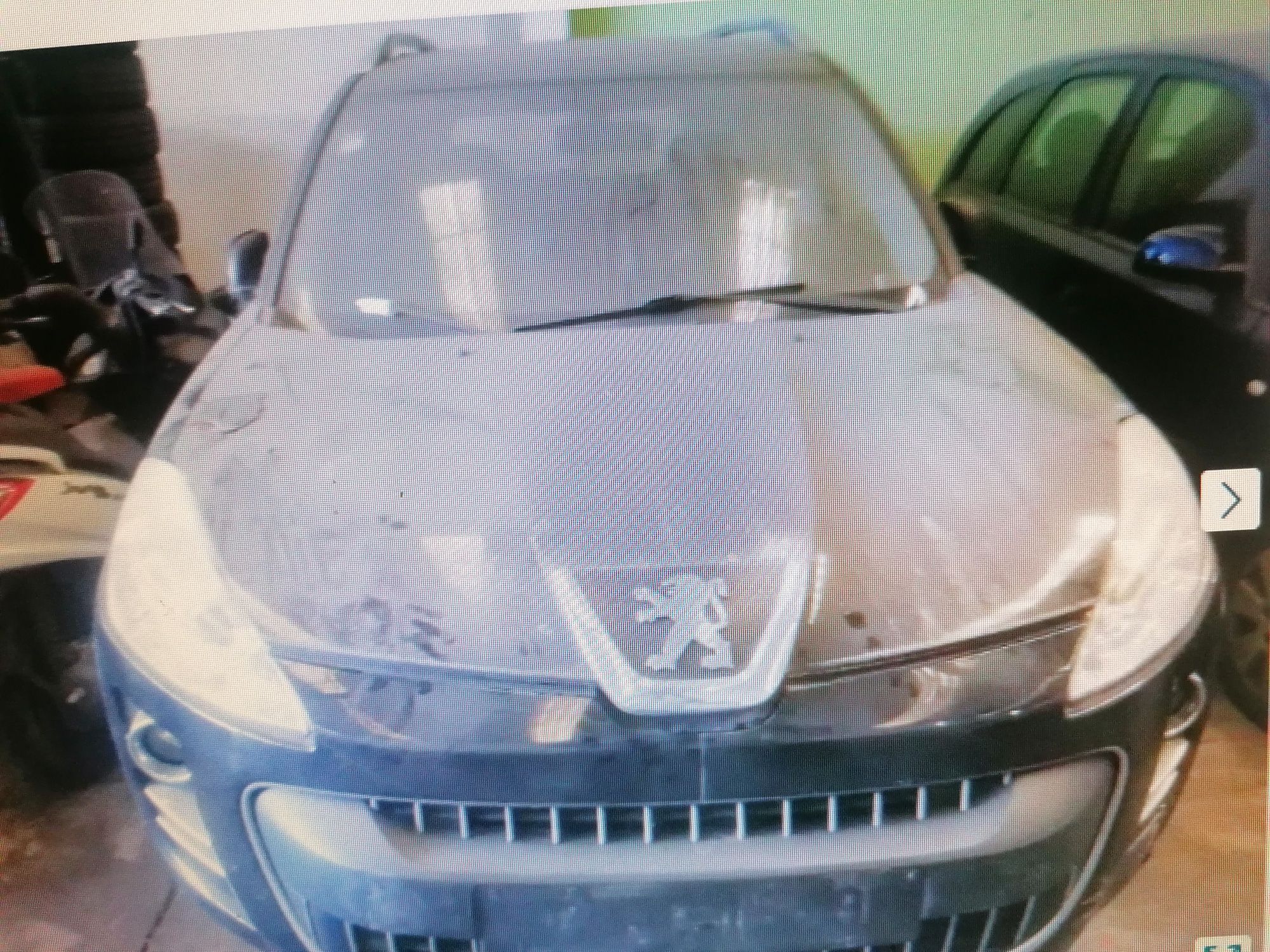 Peugeot 4007 tampa do motor