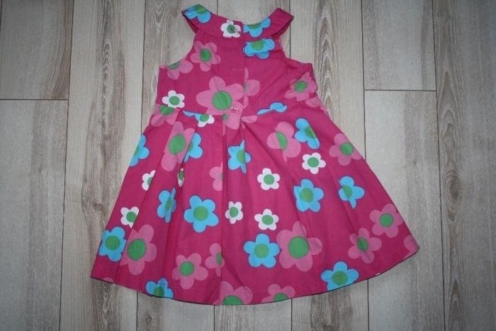 Sukienka letnia w rozm. 74.