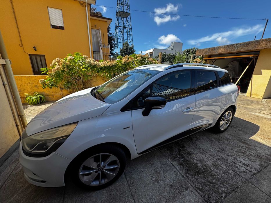 Renault Clio Sport Tourer 1.5 dCi Limited