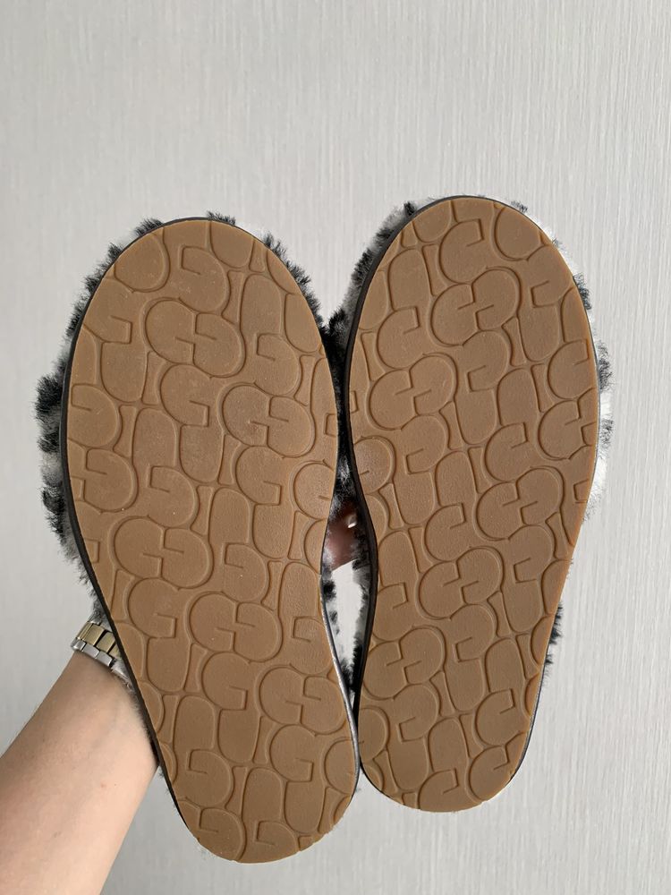 Хутряні тапочки Ugg, тапулі Ugg, домашні тапки Ugg