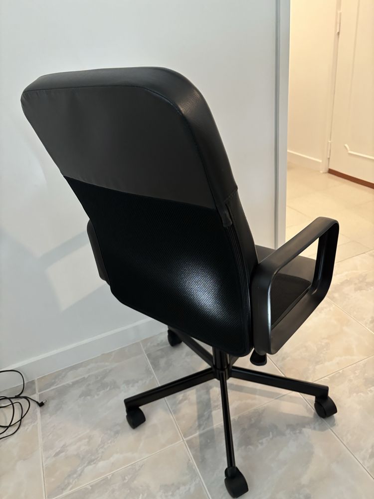 Cadeira de escritorio secretaria IKEA