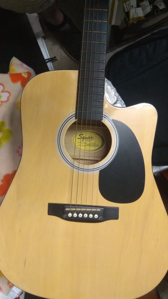 Violão FENDER squier