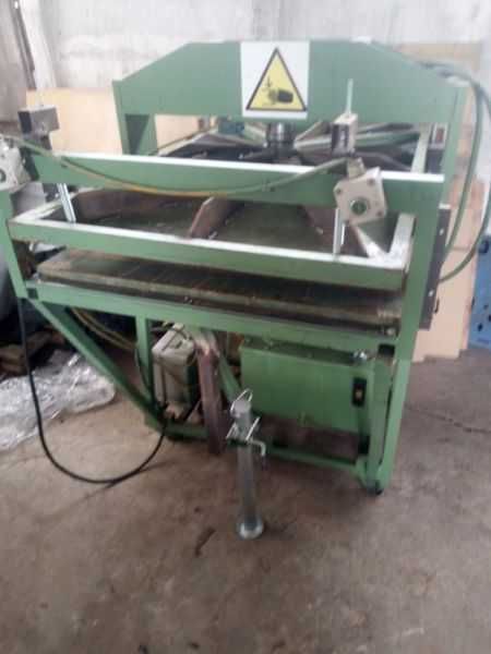 Prasa hydrauliczna 10t do gumy, pap, papieru stół 1,5x0,9m