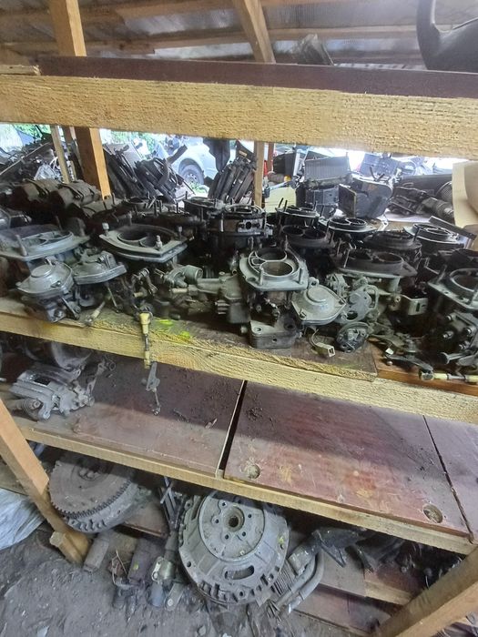 Продам карбюратор на ваз 2101-2107 азон,вебер.