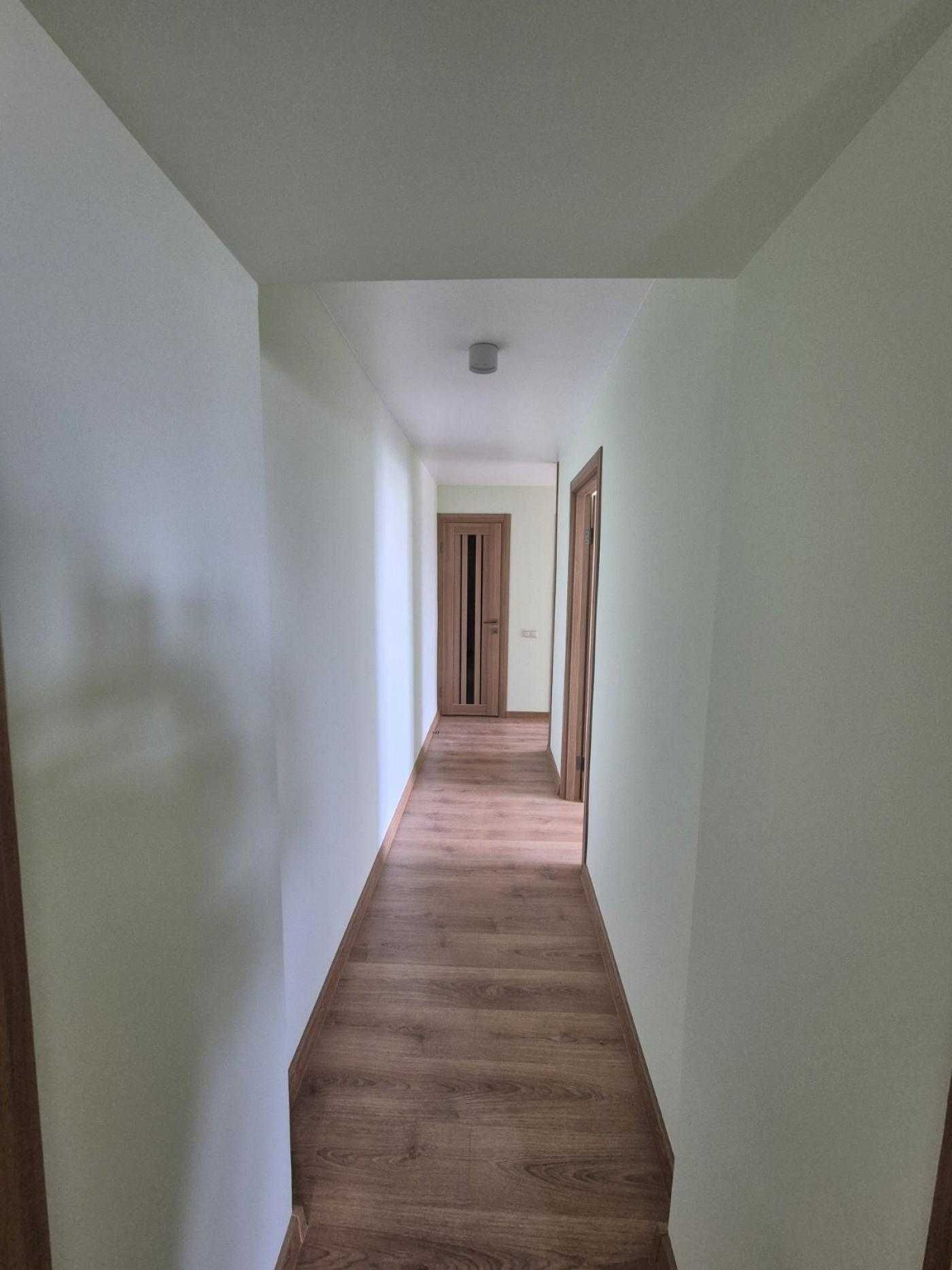 Продаж 3 кімнатної квартири, вулиця Широка