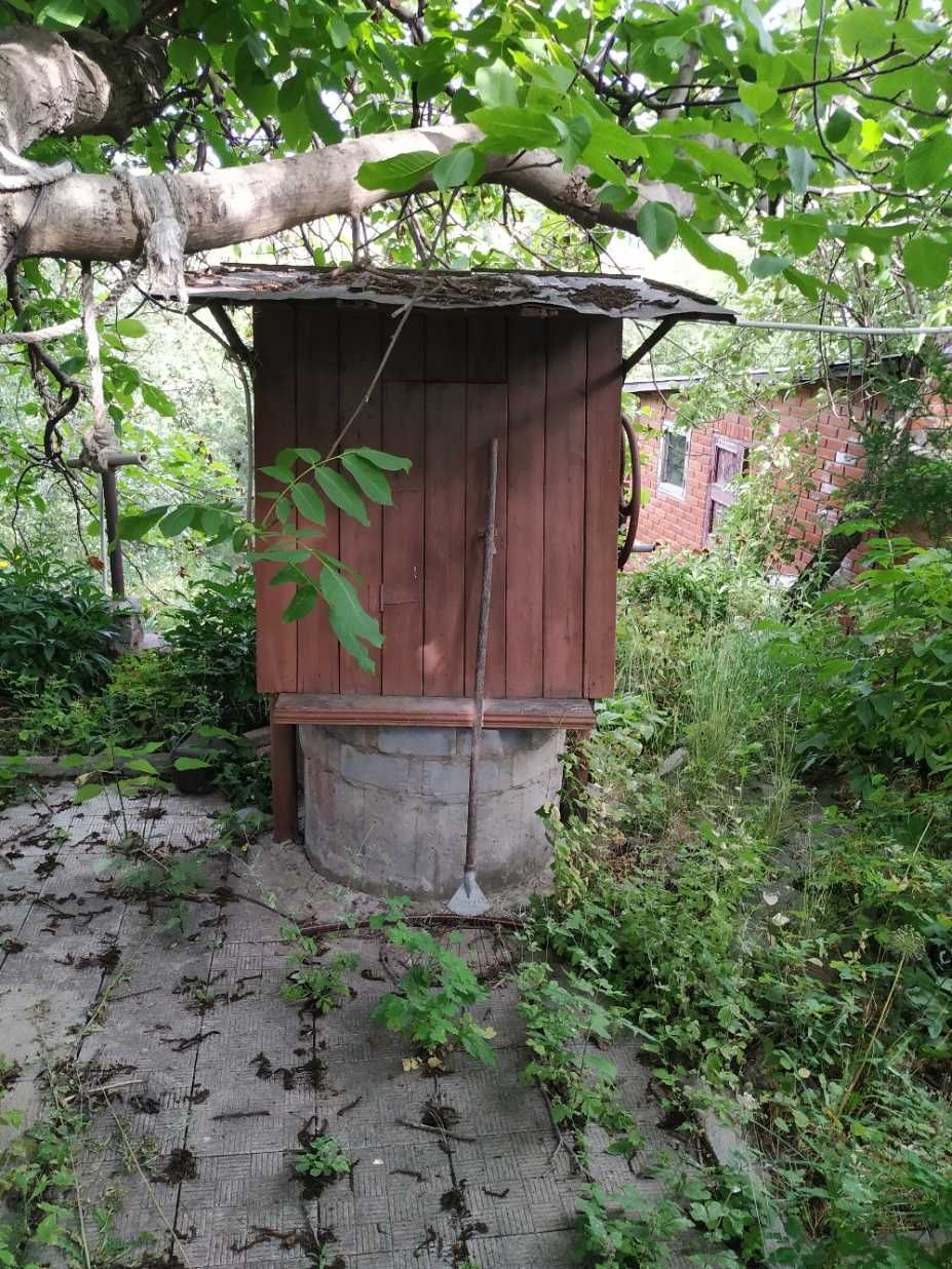 Продам будинок 2 поверхи Коротич
