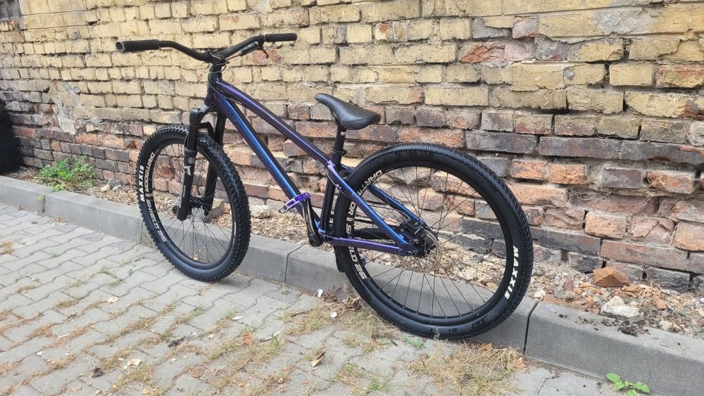 Dartmoor 26player Pro cosmic (gwarancja) uzywany rower dirt(rama L)