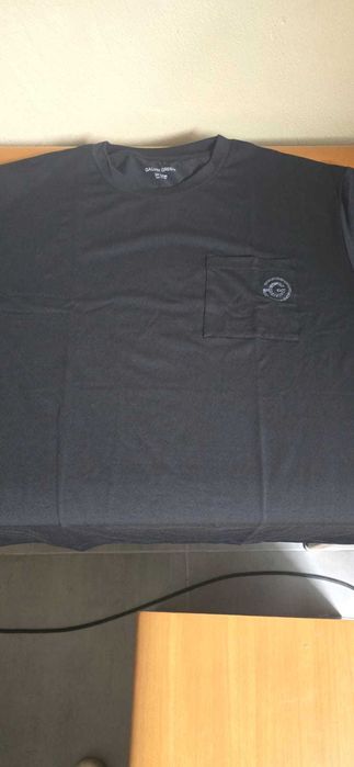 T-Shirt Galvin Green Preta Nova