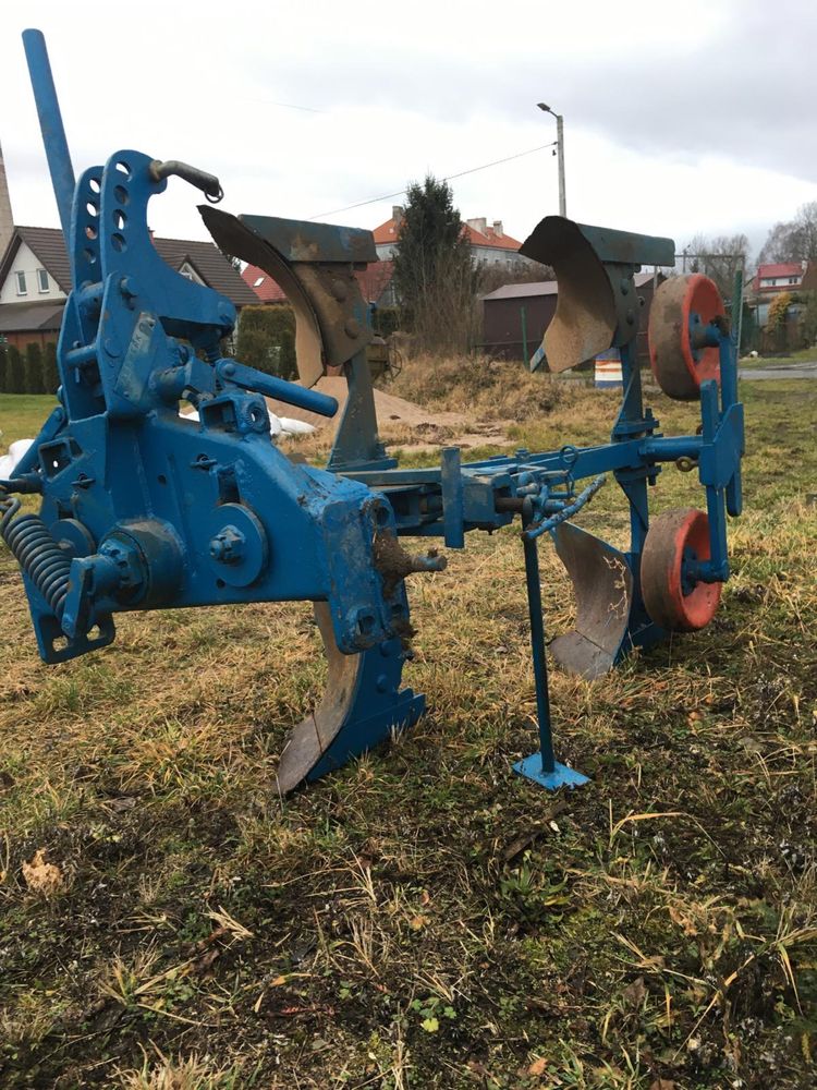 Pługi 2,3 skibowe obrotowe hydraulucznue i Mechanicznie