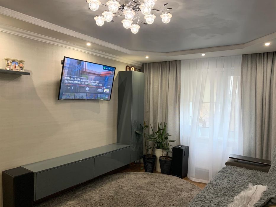Продаж 2-к квартири