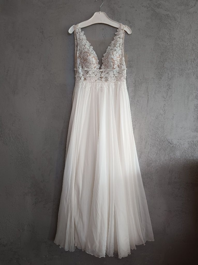 Suknia ślubna boho Biagia Annais Bridal