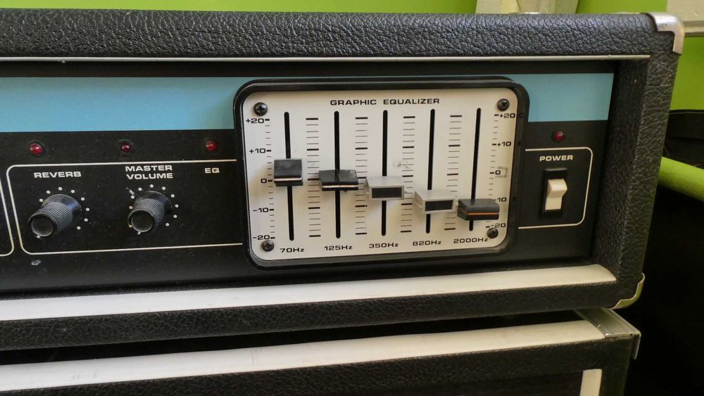Acoustic 230 wzmacniacz i kolumna .
