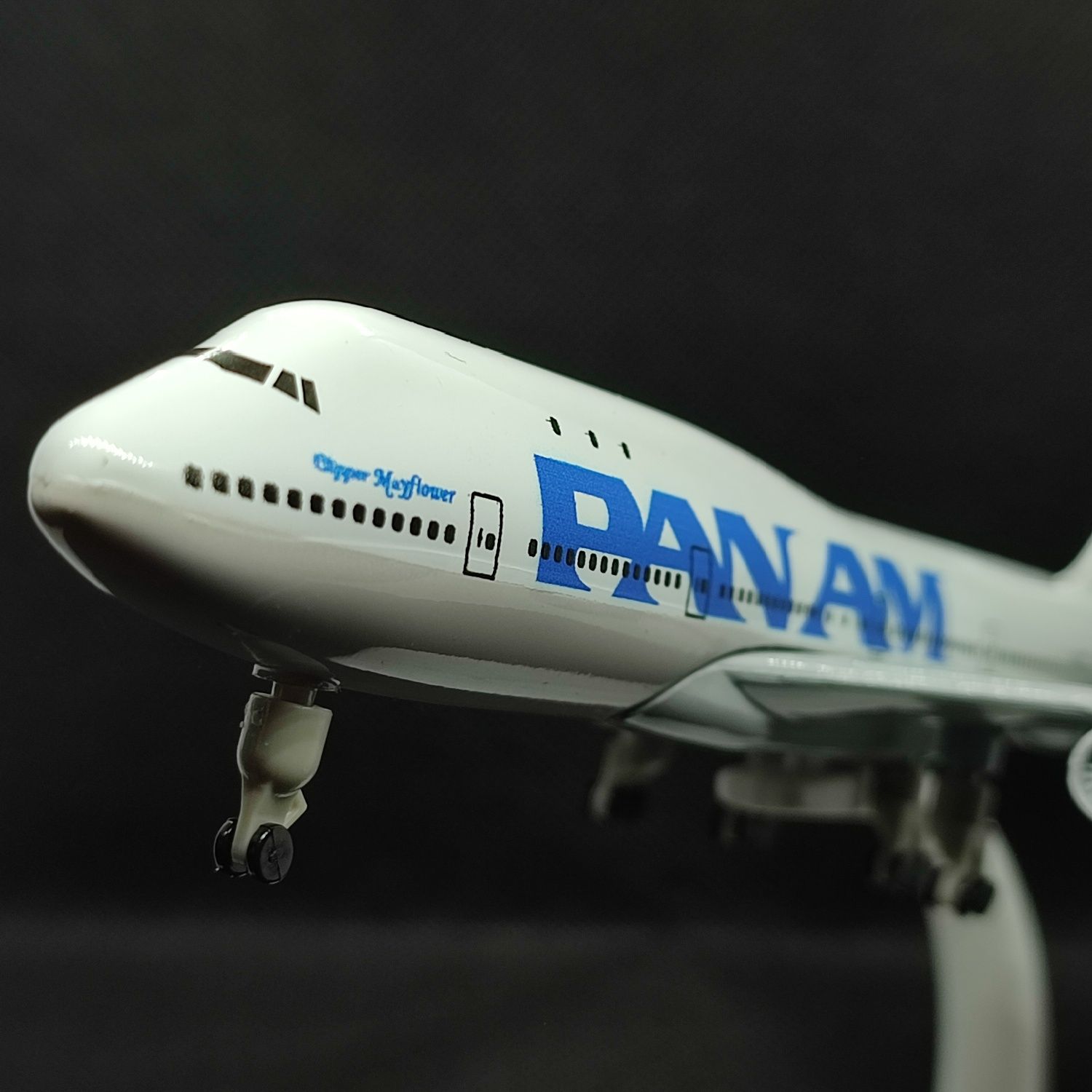 Модель самолёта Boing 747