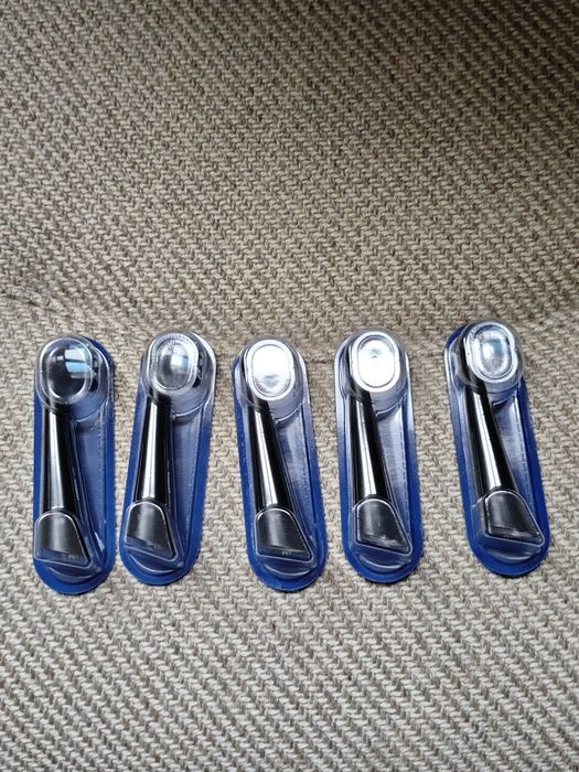 Oral-B iO Ultimate Clean Black 5 sztuk