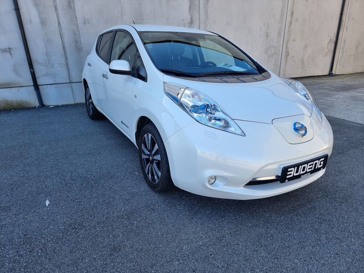 Nissan Leaf Tekna 2015р.12/12поділок 24kwh