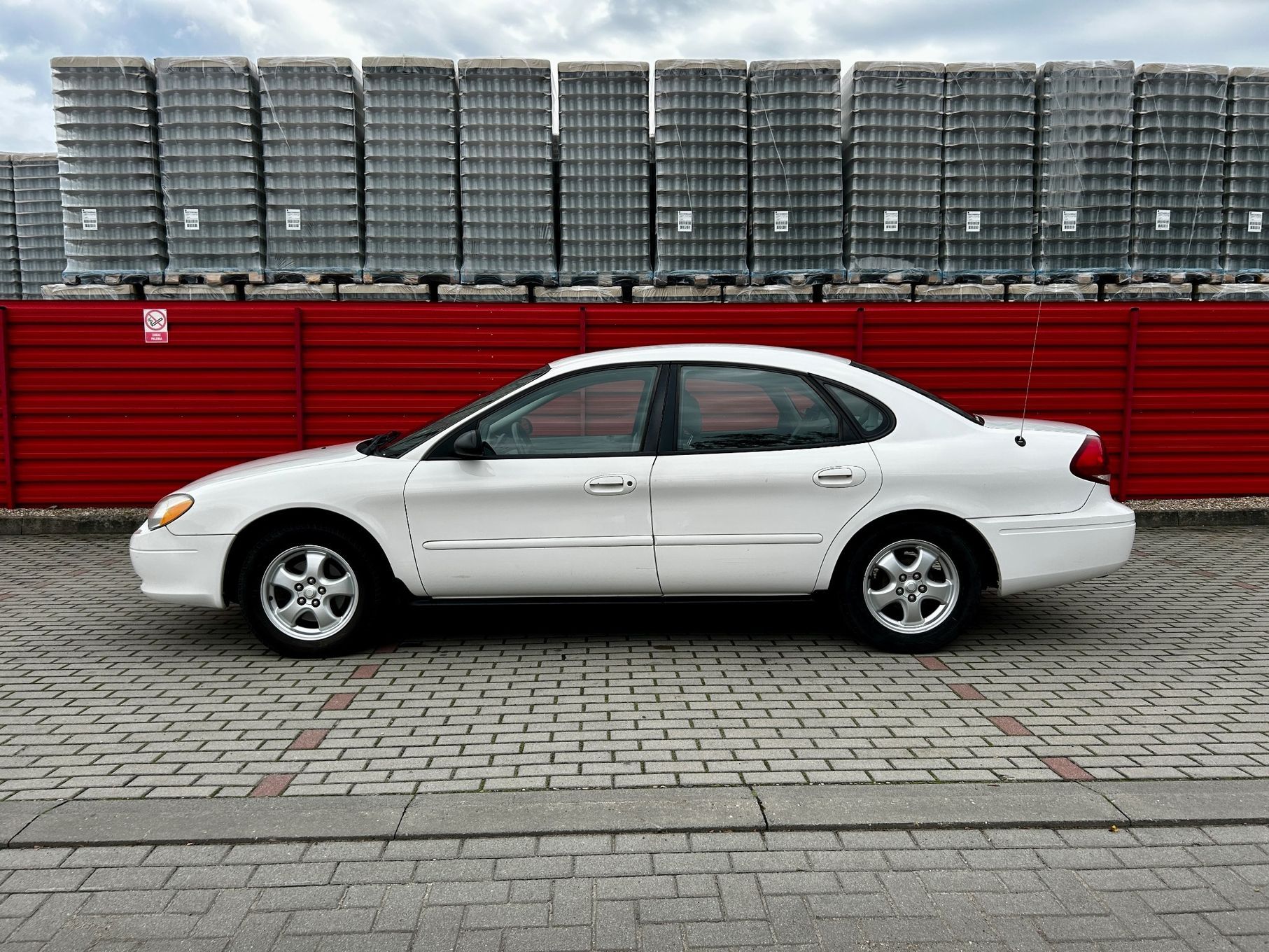Ford Taurus 2004 3.0V6 bardzo dobry stan, klima, tempomat, automat
