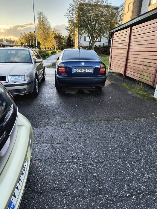 Шкода октавія 1.9