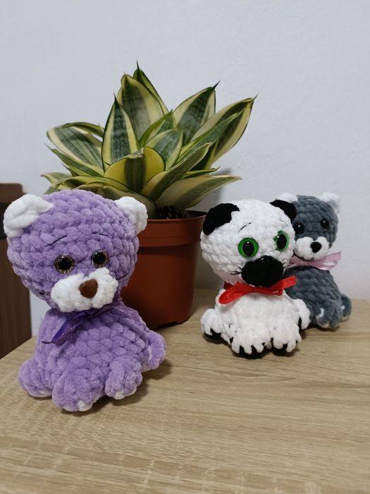 Śliczny Kotek ręcznie robiony z mięciutkiej włóczki  pluszak dla dziec