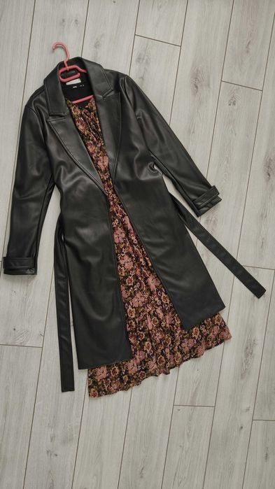 Płaszcz z Imitacji Skóry Reserved Czarny M Nowy