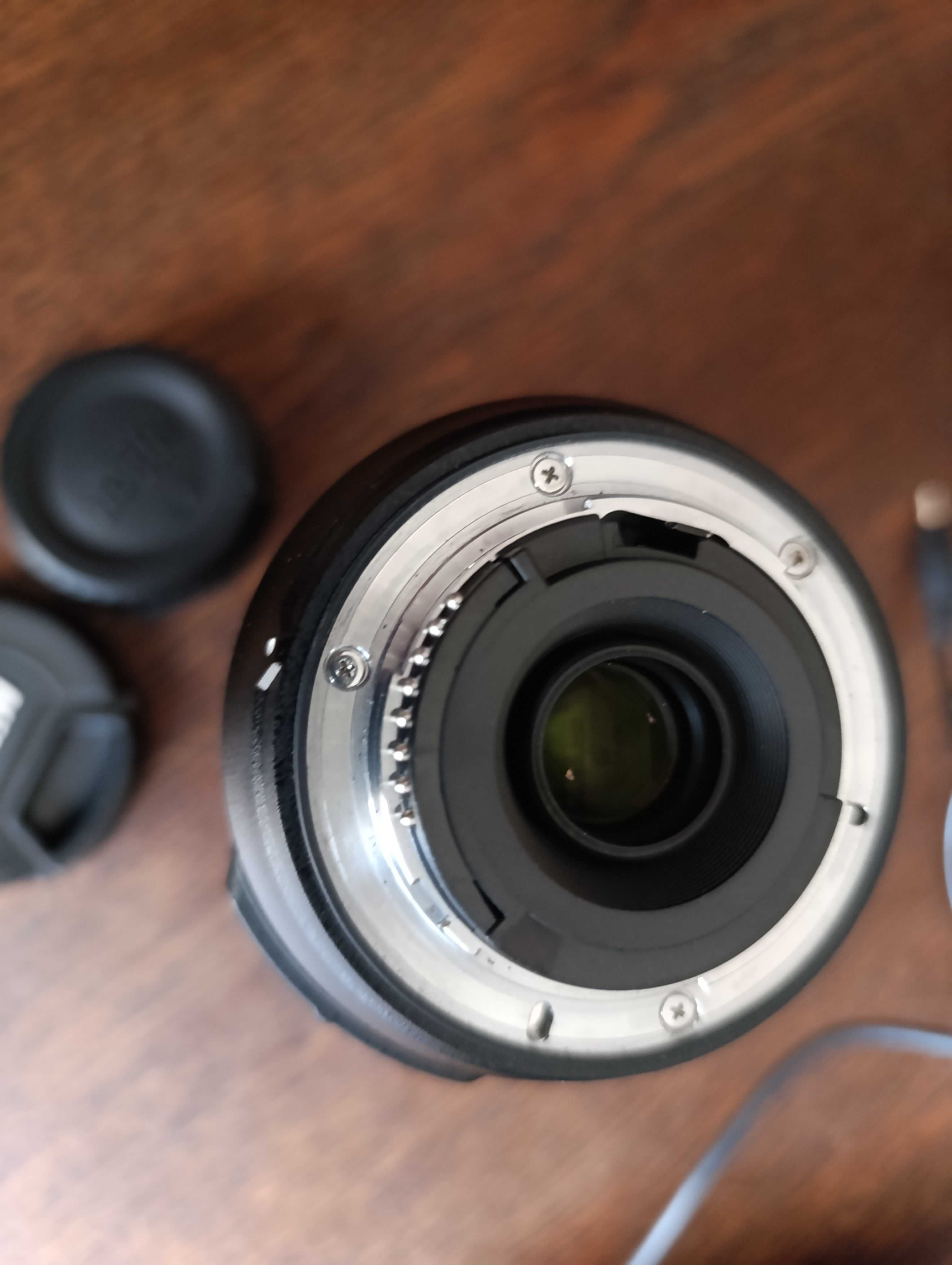 Nikon D3200 + VR DX AF-S Nikkor 18-55, 55-300 + extra 750/900/1600