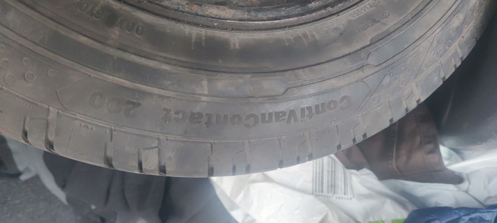 Шина continental 215 65 R16 C 1шт. 2019