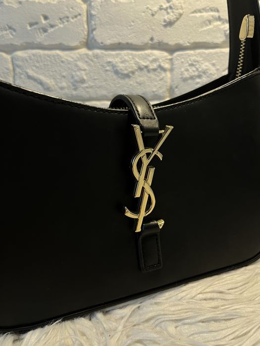 Шкіряна сумка YSL з червоним бархатом всередині