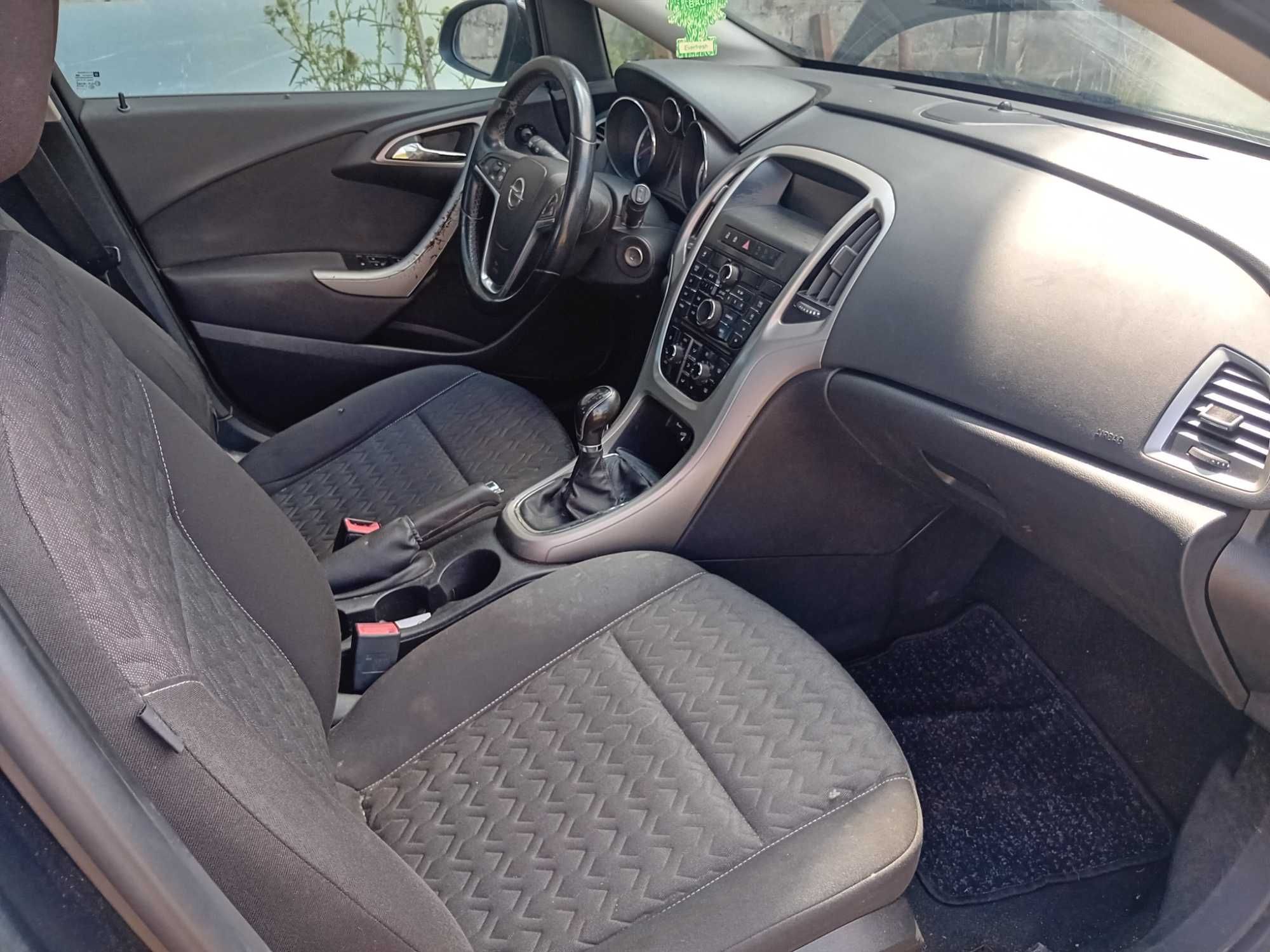 Sprzedam Opel ASTRA "J"