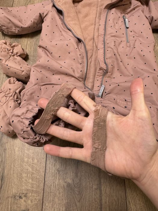 Зимовий комбінезон на дівчинку hm розмір 80