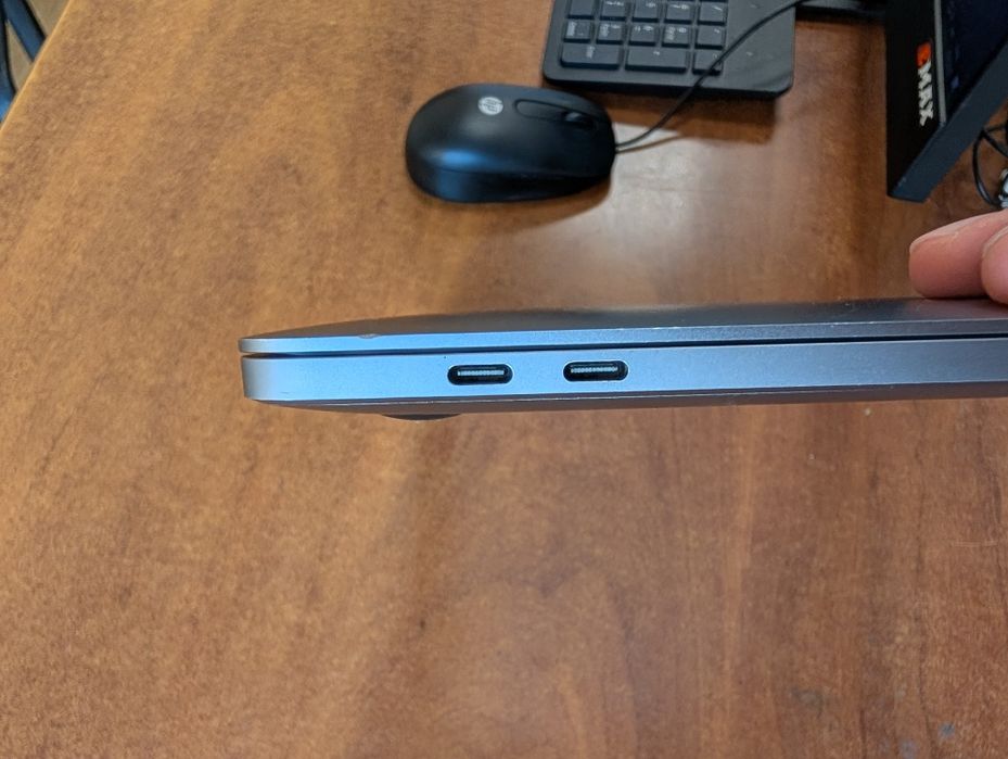 Macbook Pro m1 8/256