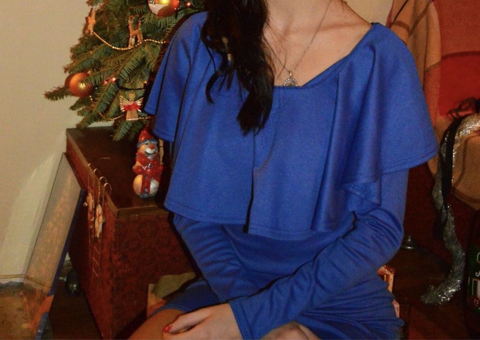 Плаття довге елегантне