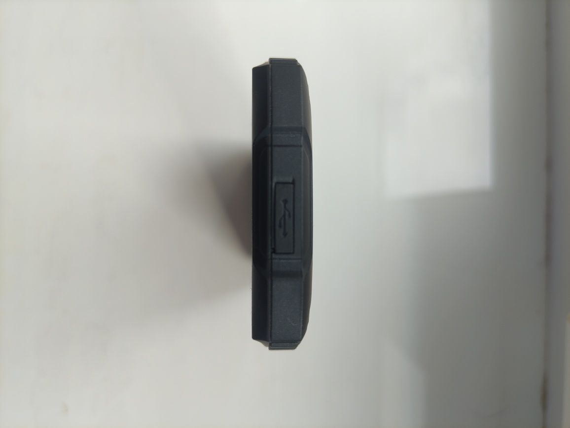 Продам броньований смартфон Cubot mini 2