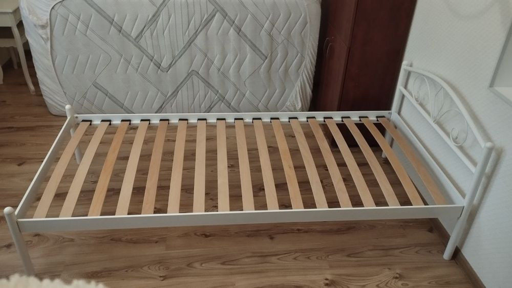 Ліжко металеве 90х200 з МАТРАЦОМ