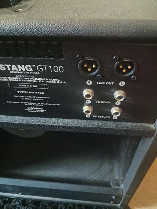 Amplificador Fender Mustang GT100