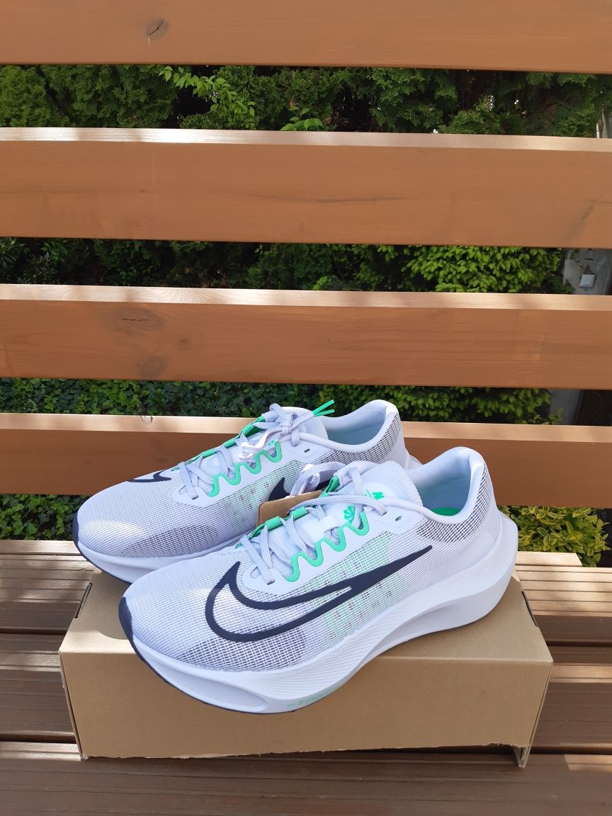 Buty do biegania Nike Zoom Fly 5