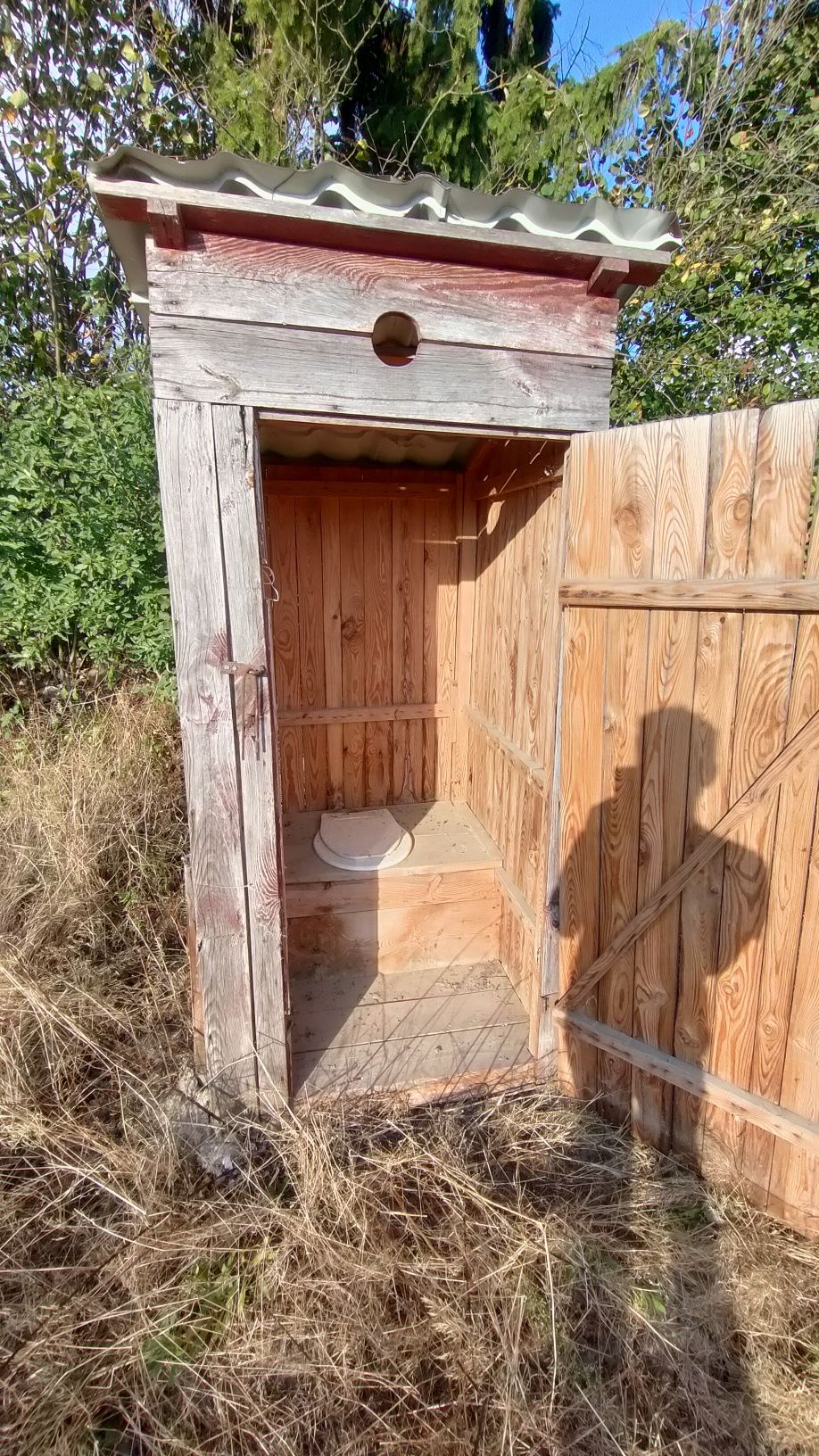 Toaleta drewniani, sławojka, wychodek, latryna, kibelek, WC budowlane