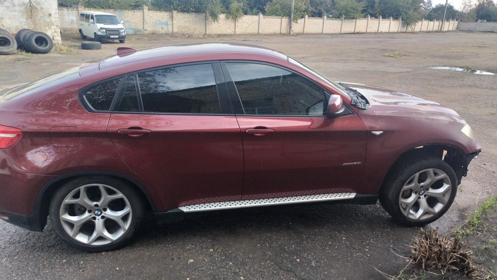 BMW X6 4.4 бензин